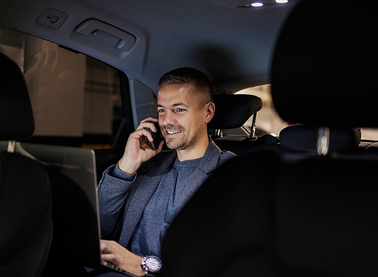 Luxury Limo Services in the Milwaukee Area