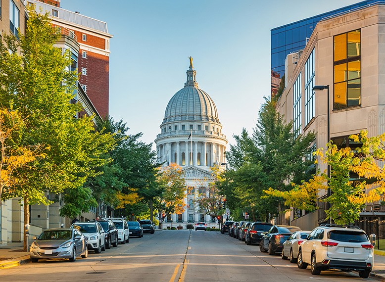 Shuttle Service to Dane County Regional Airport (MSN)