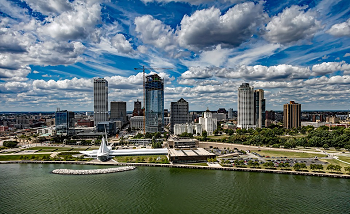 Rides to the Milwaukee Public Museum